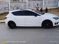 moyenne-berline-seat-leon-2016-linea-r-hanancha-souk-ahras-algerie