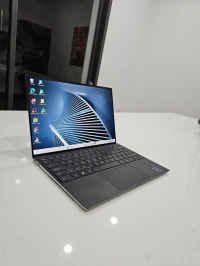 Dell xps i5 11th gen 13.3"P 