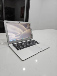 Macbook Air i5 2017 13.3"Pouces