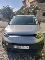 voitures-fiat-doblo-2024-italie-semaoune-bejaia-algerie