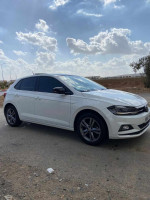 voitures-volkswagen-polo-2019-carat-bouira-algerie