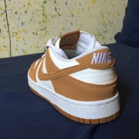 حذاء للبيع Nike flgood jdida khlas Taille 40 Made in vietnam  livraison keyna