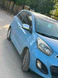 voitures-kia-picanto-2011-style-el-khroub-constantine-algerie