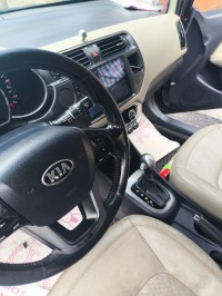 voitures-kia-rio-5-portes-2014-bordj-bou-arreridj-algerie