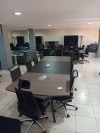 Table de réunion