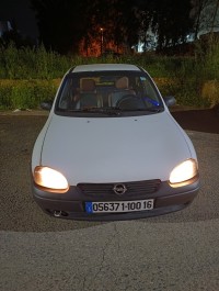 سيارات-opel-corsa-2000-الجزائر-وسط