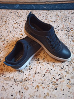 أحذية-رياضية-حذاء-من-الجلد-الأصلي-البليدة-الجزائر