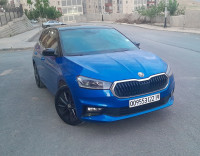 voitures-skoda-fabia-2022-style-avec-toit-panoramique-medea-algerie