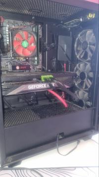 كمبيوتر-مكتبي-pc-gamer-ryzen-5-5600g-32gb-ram-b550m-المشرية-النعامة-الجزائر