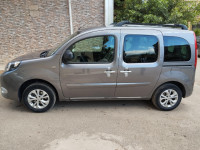 voitures-renault-kangoo-2021-menaceur-tipaza-algerie