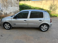 voitures-renault-clio-campus-2012-beni-amrane-boumerdes-algerie