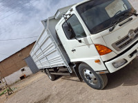 camion-hino-2014-sidi-saada-relizane-algerie