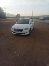 سيارات-peugeot-301-2013-خميس-مليانة-عين-الدفلة-الجزائر