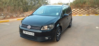 voitures-volkswagen-touran-2014-familly-el-achour-alger-algerie