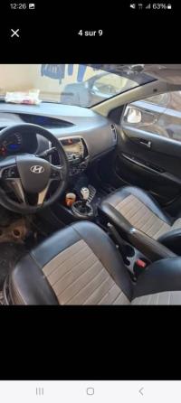 سيارات-hyundai-i20-2015-تلاغ-سيدي-بلعباس-الجزائر