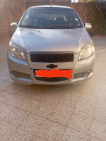 voitures-chevrolet-aveo-5-portes-2010-el-attaf-ain-defla-algerie