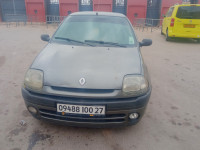 voitures-renault-clio-1-2000-mostaganem-algerie