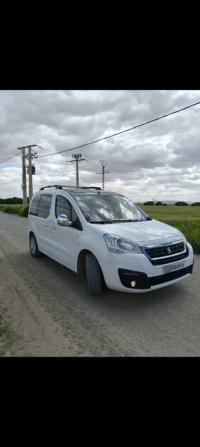 سيارات-peugeot-partner-2018-tepee-allure-بريكة-باتنة-الجزائر