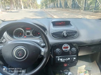 voitures-renault-clio-3-2013-night-and-day-cheraga-alger-algerie