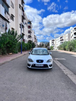 moyenne-berline-seat-leon-2012-meurad-tipaza-algerie