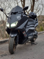 motos-scooters-yamaya-t-max-2016-blida-algerie