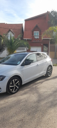 voitures-volkswagen-polo-2018-beats-bordj-el-kiffan-alger-algerie