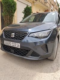 سيارات-seat-arona-2023-تيارت-الجزائر
