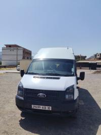 حافلة-ford-22-2013-عين-الترك-البويرة-الجزائر