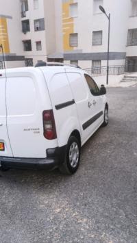 السيارات-النفعية-peugeot-برتنار-2014-بيجو-فلفلة-سكيكدة-الجزائر