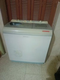 machines-a-laver-غسالة-نصف-آلية-taher-jijel-algerie