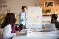 Boite de communication ( agence digital )