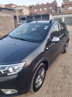 voitures-dacia-sandero-2018-stepway-restylee-algerie