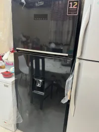 Refrigirateur beko 560 noir