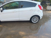 voitures-ford-fiesta-2013-titanium-sport-pack-algerie