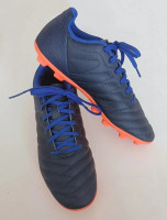 chaussures-garcon-ou-souliers-de-football-crampons-decathlon-kipsta-article-neuf-pointure-38-baba-hassen-alger-algerie