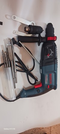 Perforateur 830w 26mm GBH2-26F ** BOSCH