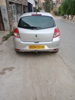 voitures-renault-clio-3-2012-night-and-day-amizour-bejaia-algerie