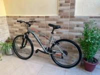 دراجات-هوائية-velo-b-twin-rockrider-340-taille-26-pouces-بوفاريك-البليدة-الجزائر