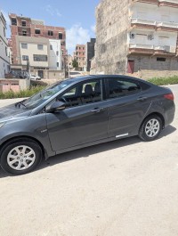 سيارات-hyundai-accent-rb-5-portes-2013-الخروب-قسنطينة-الجزائر