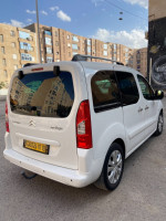 voitures-citroen-berlingo-2011-algerie