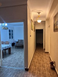 شقة-كراء-3-غرف-بجاية-الجزائر