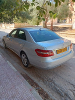 grande-berline-mercedes-classe-e-2012-250-moteur-646-bouira-algerie