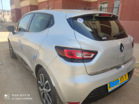 voitures-renault-clio-4-2013-12-16v-es-senia-oran-algerie