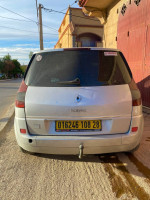 voitures-renault-scenic-2008-bou-saada-msila-algerie