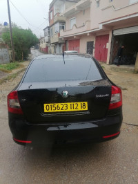 voitures-skoda-octavia-2012-el-milia-jijel-algerie