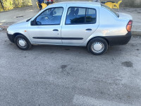 voitures-renault-clio-classique-2001-tiaret-algerie