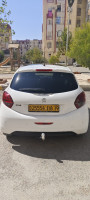 voitures-peugeot-208-2018-allure-facelift-el-eulma-setif-algerie