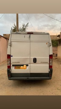 voitures-peugeot-boxer-2010-chlef-algerie