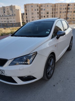 voitures-seat-ibiza-2015-titanium-pack-bordj-bou-arreridj-algerie