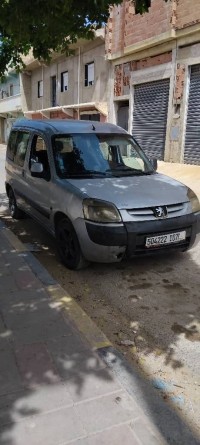 السيارات-النفعية-peugeot-partner-2007-مستغانم-الجزائر